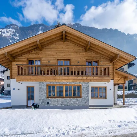 In Near Lifts Шале *